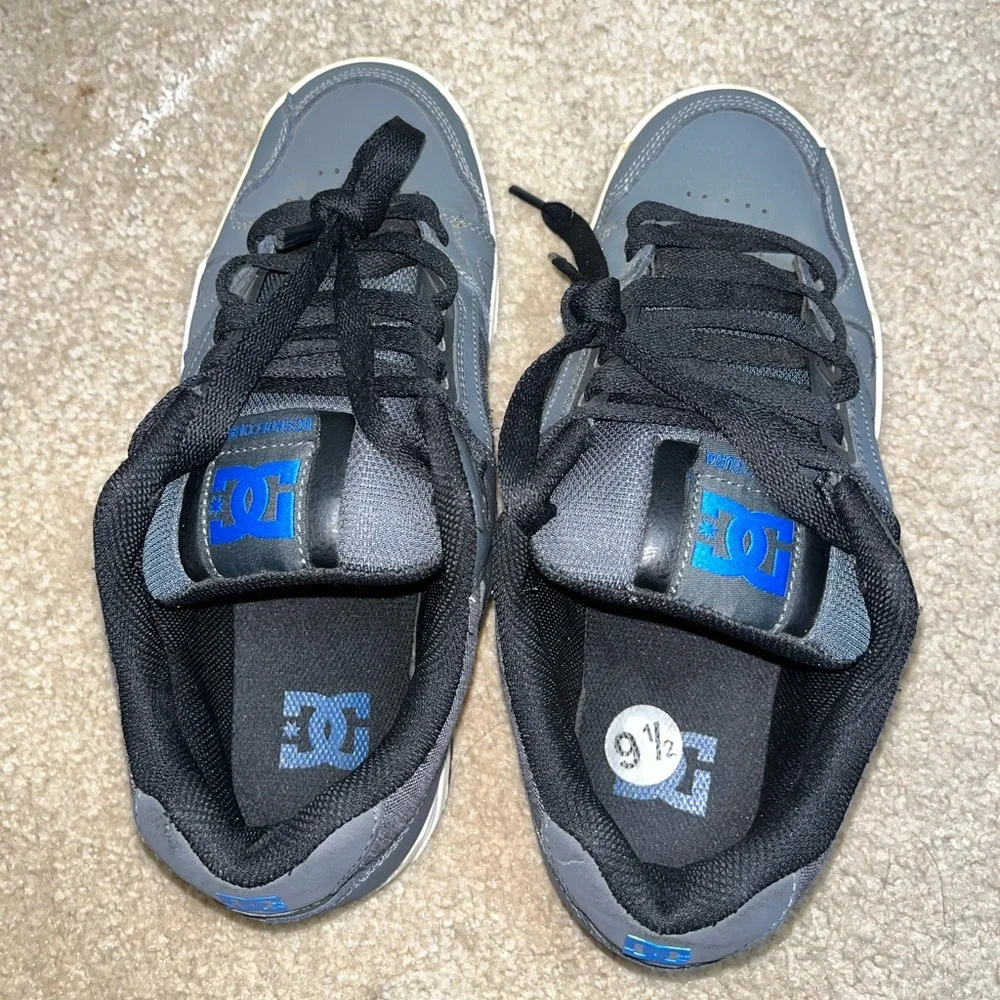 Mens‎ DC Stag Skate Shoes Size 9.5 Black Grey Trainers Skateboarding